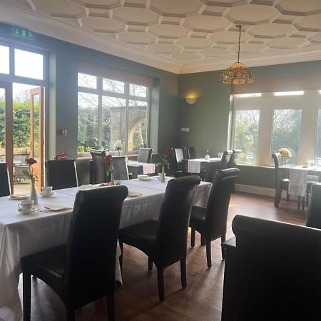 Heath Cottage Hotel Dewsbury Eksteriør bilde