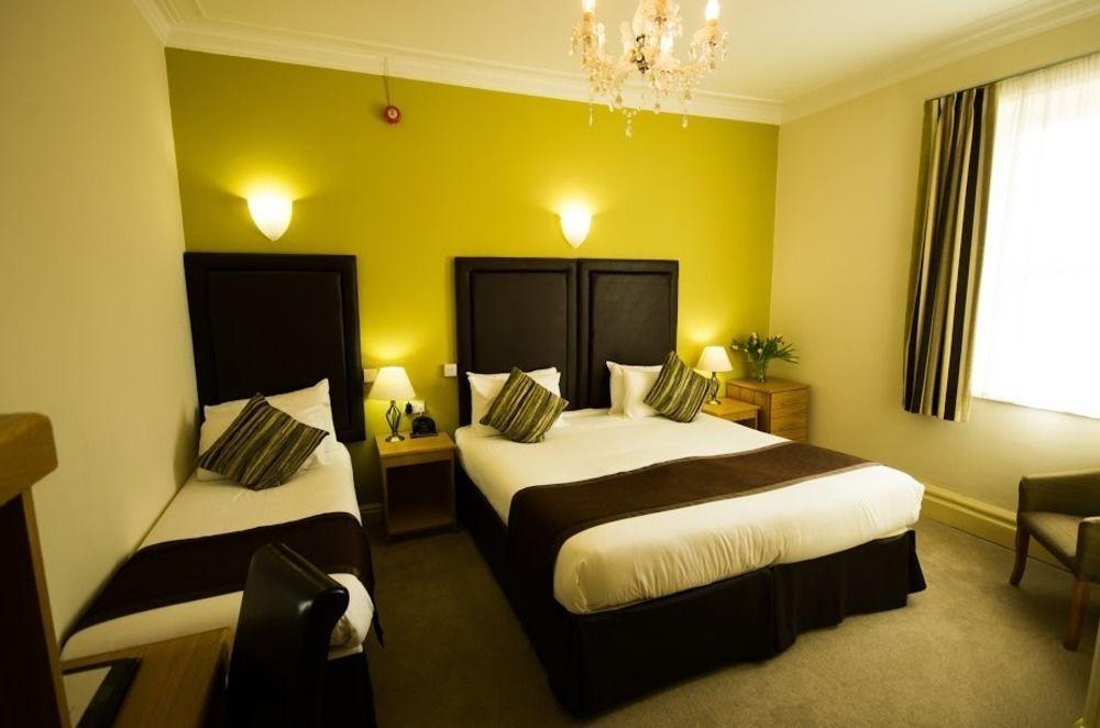 Heath Cottage Hotel Dewsbury Eksteriør bilde