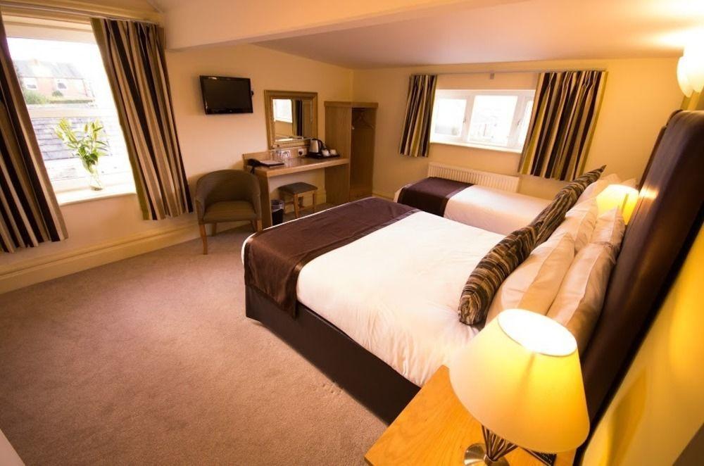 Heath Cottage Hotel Dewsbury Eksteriør bilde