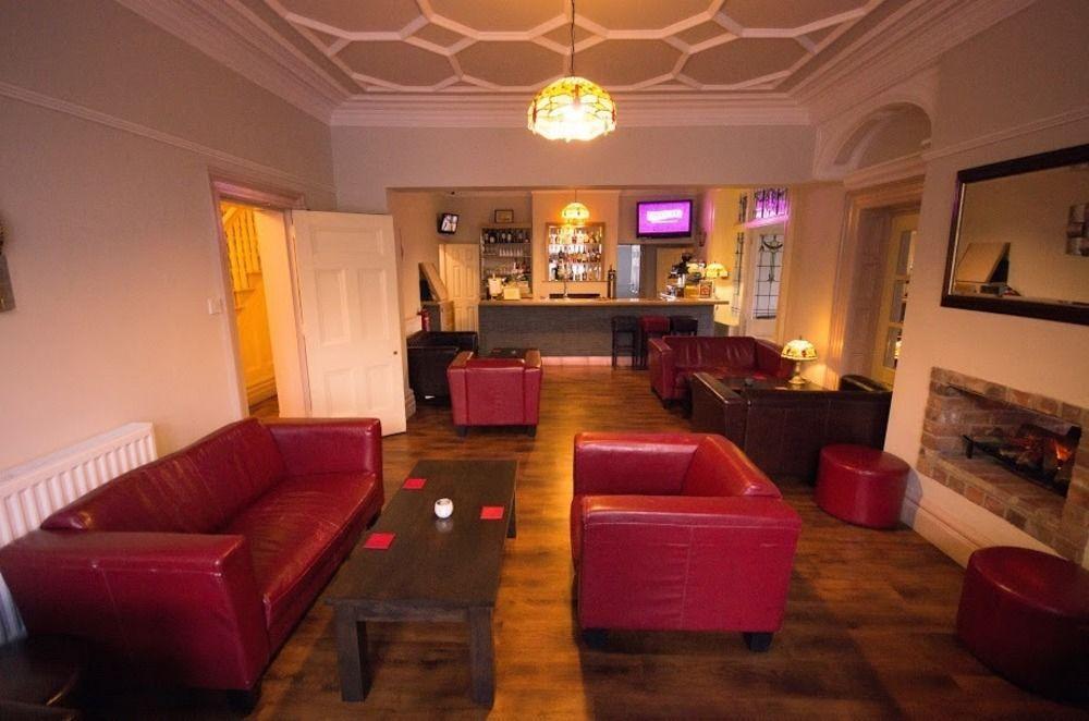 Heath Cottage Hotel Dewsbury Eksteriør bilde