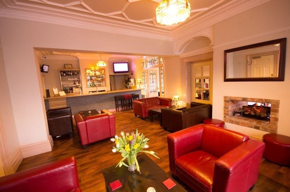 Heath Cottage Hotel Dewsbury Eksteriør bilde